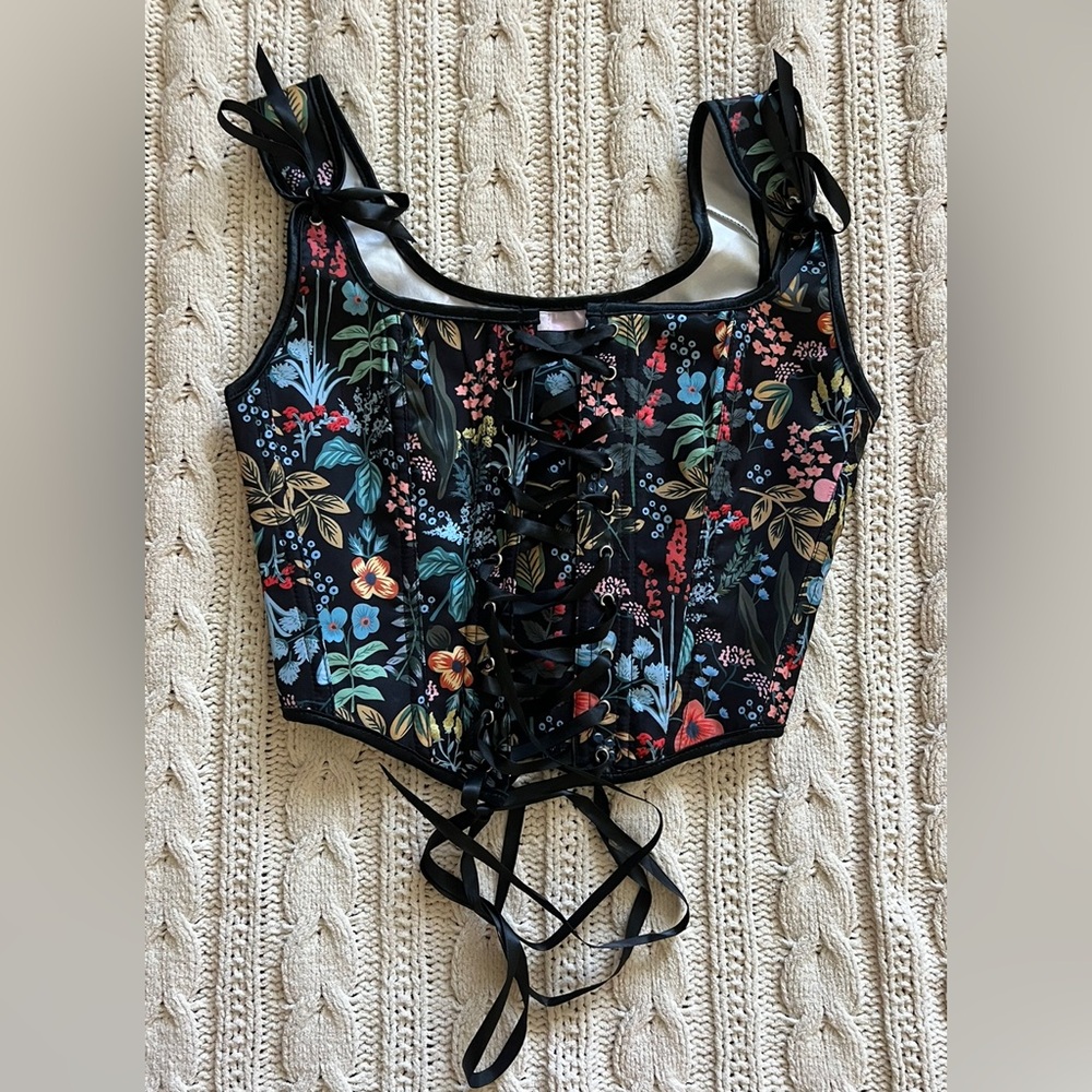 NWOT SHEIN satin black floral tie-up vest